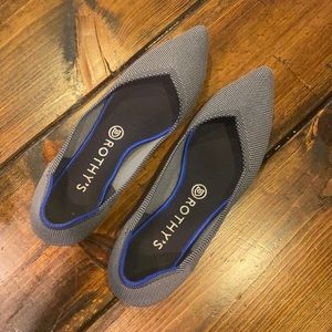 Rothys Pointed Flats